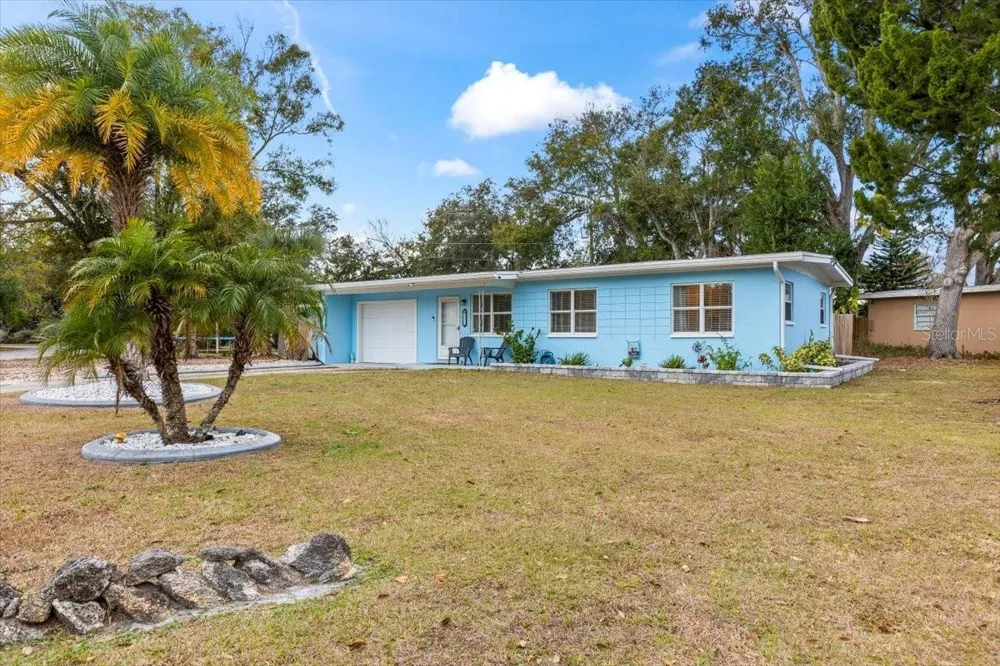 450 CARD AVENUE Holly Hill, FL 32117