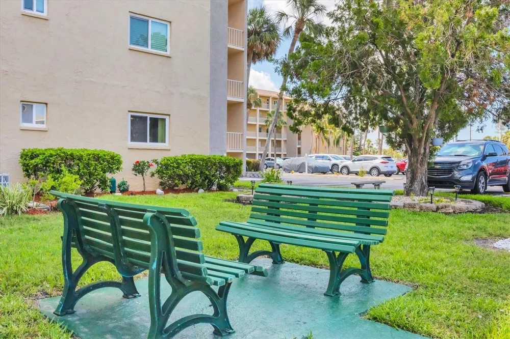 3534 LAKE BAYSHORE DRIVE #K118 Bradenton, FL 34205