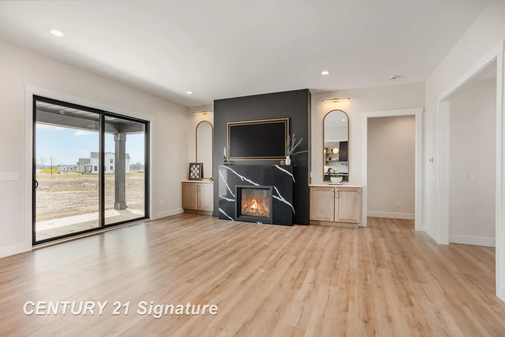 34 W Grove Court Thomas Township, MI 48623