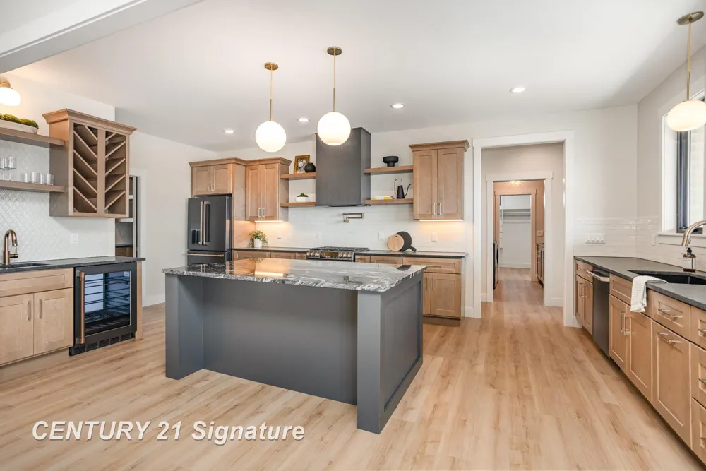 34 W Grove Court Thomas Township, MI 48623