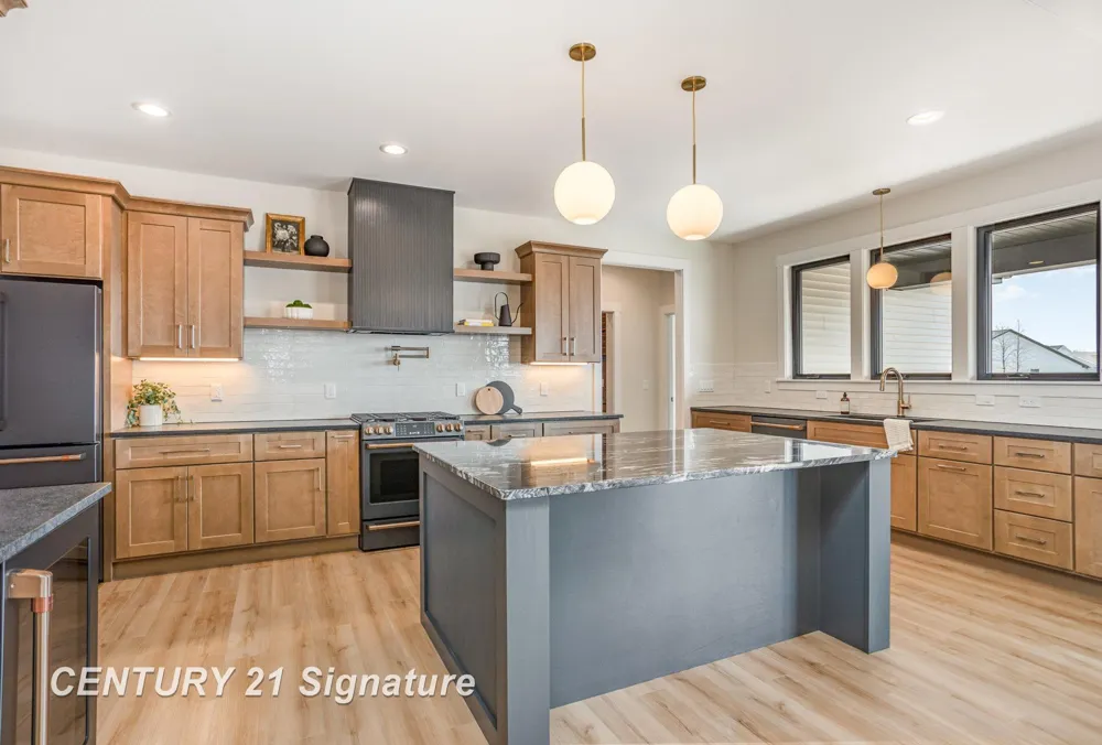 34 W Grove Court Thomas Township, MI 48623