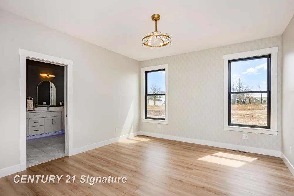 34 W Grove Court Thomas Township, MI 48623