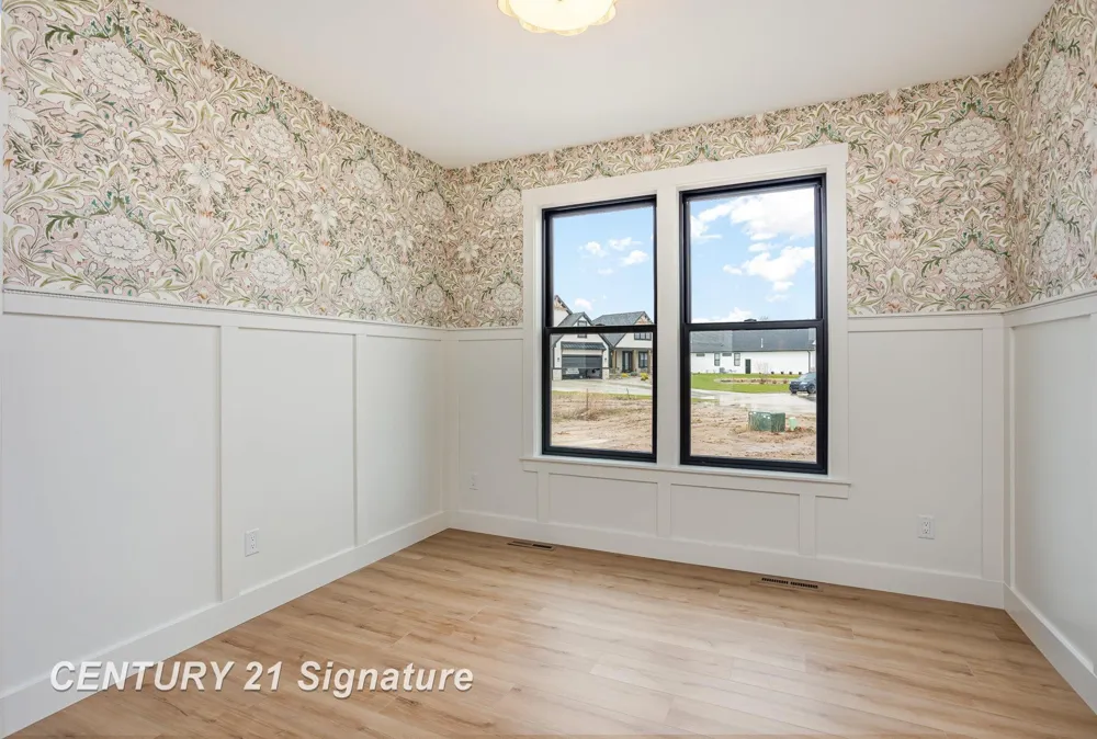 34 W Grove Court Thomas Township, MI 48623