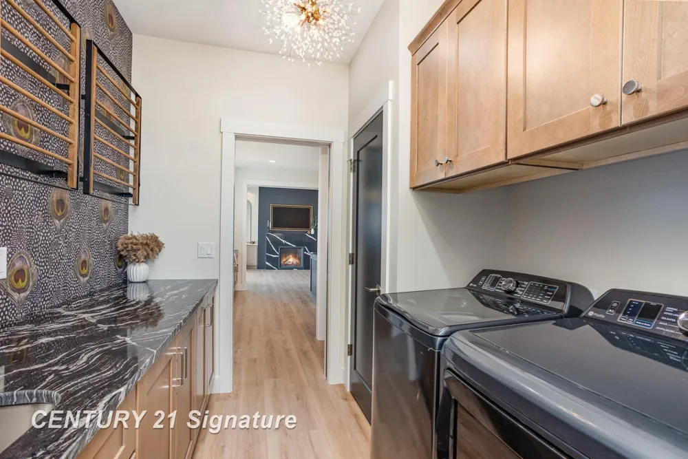 34 W Grove Court Thomas Township, MI 48623