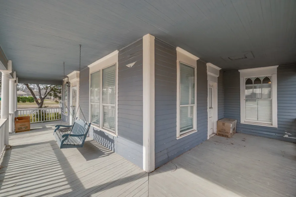 720 W Pecan Street Coleman, TX 76834