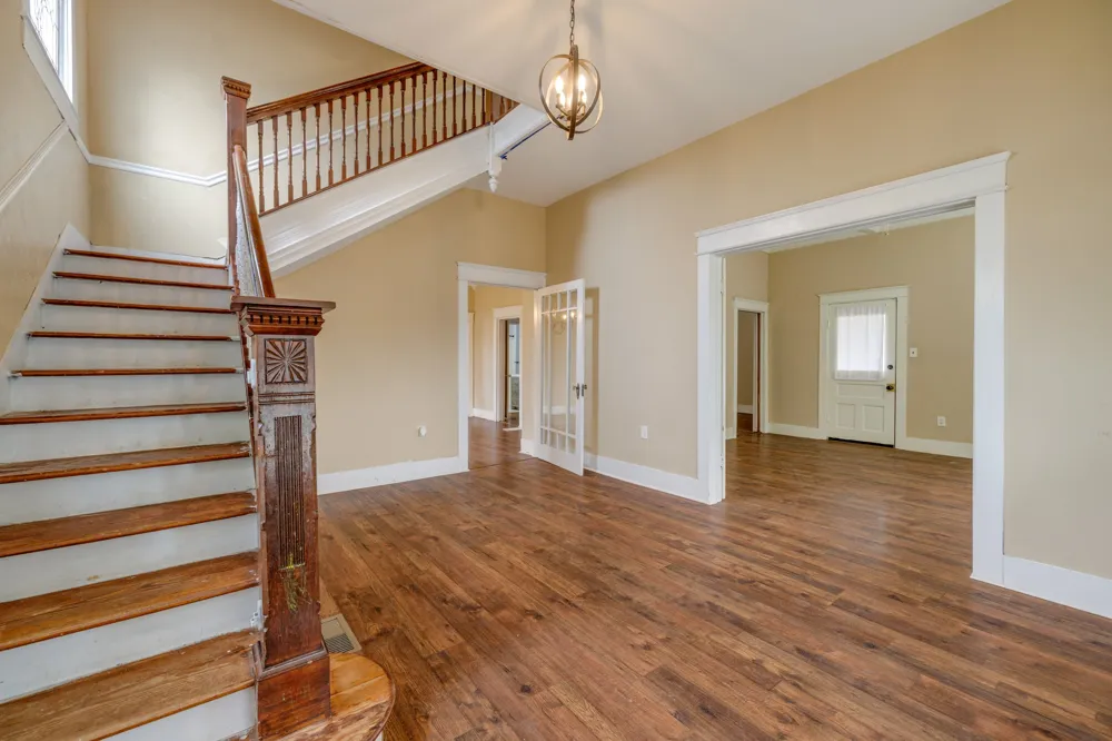 720 W Pecan Street Coleman, TX 76834