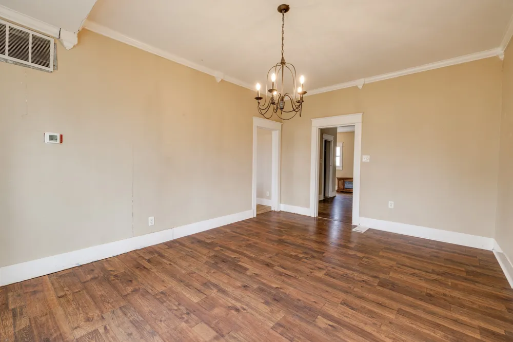 720 W Pecan Street Coleman, TX 76834
