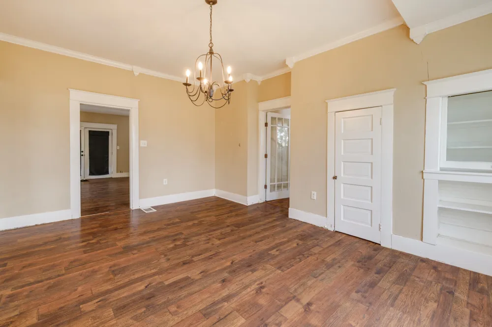 720 W Pecan Street Coleman, TX 76834