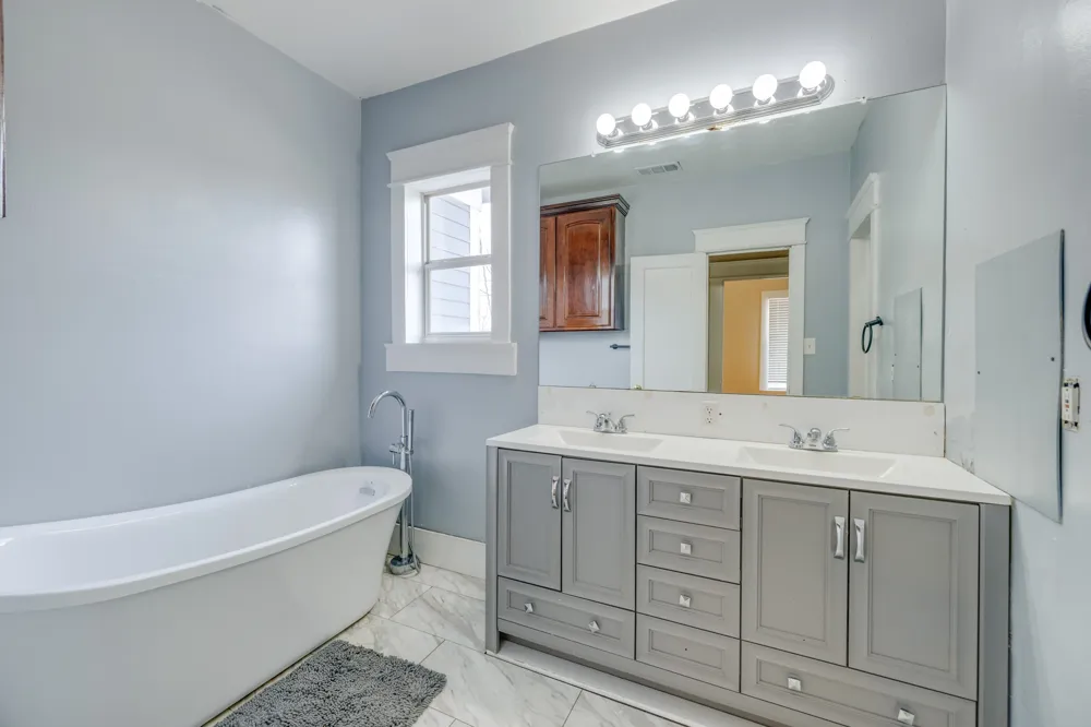 720 W Pecan Street Coleman, TX 76834