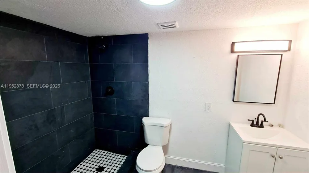 12040 Miami Ave North Miami, FL 33168