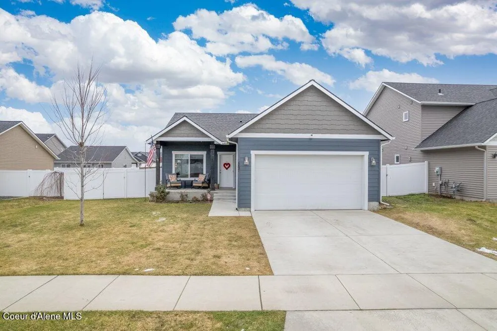 6697 W Irish Circle Rathdrum, ID 83858