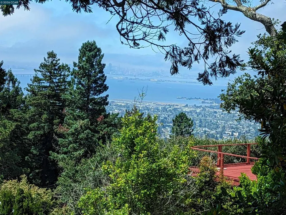 1110 Sterling Ave Berkeley, CA 94708