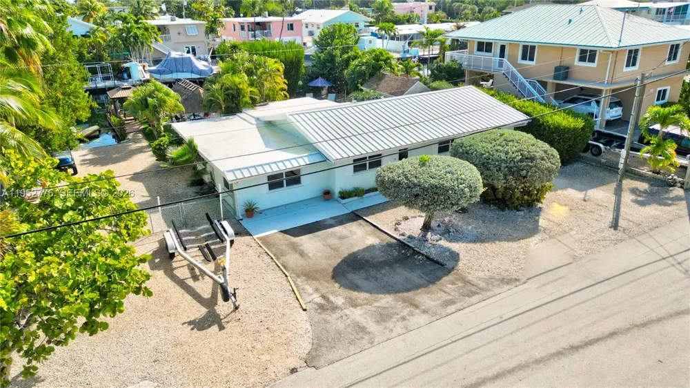 150 Azalea Street #150 Plantation Key, FL 33070