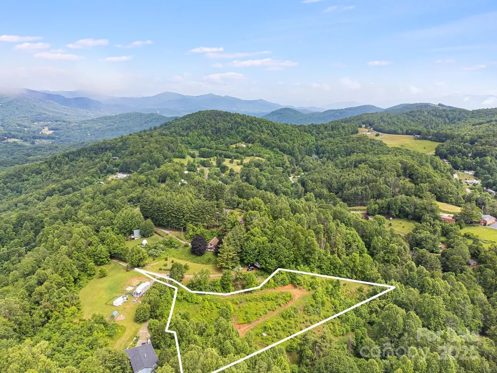 TBD Finch Lane Burnsville, NC 28714