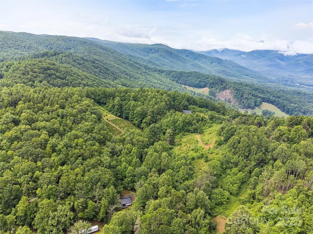 TBD Finch Lane Burnsville, NC 28714