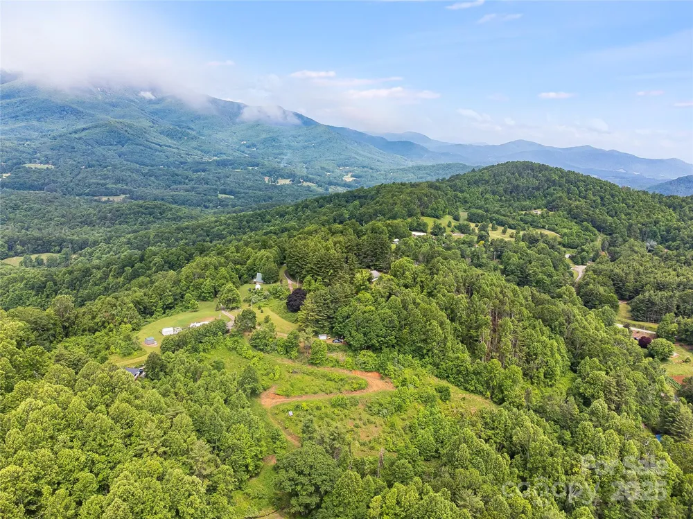 TBD Finch Lane Burnsville, NC 28714