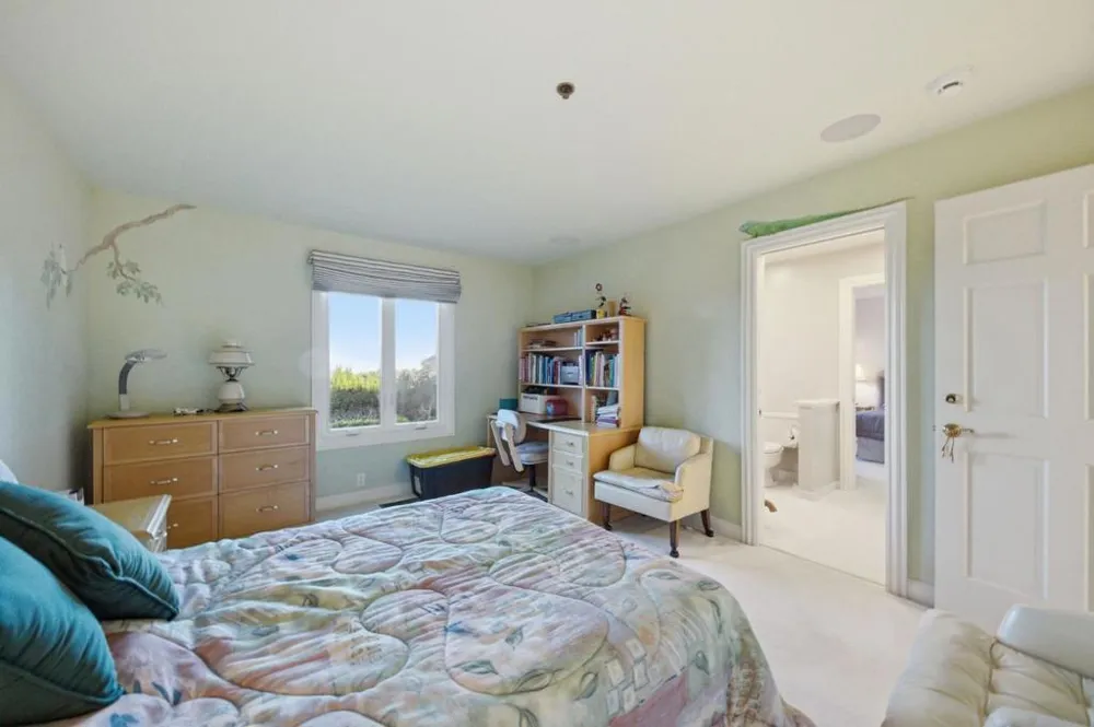 2930 Privet Drive Hillsborough, CA 94010