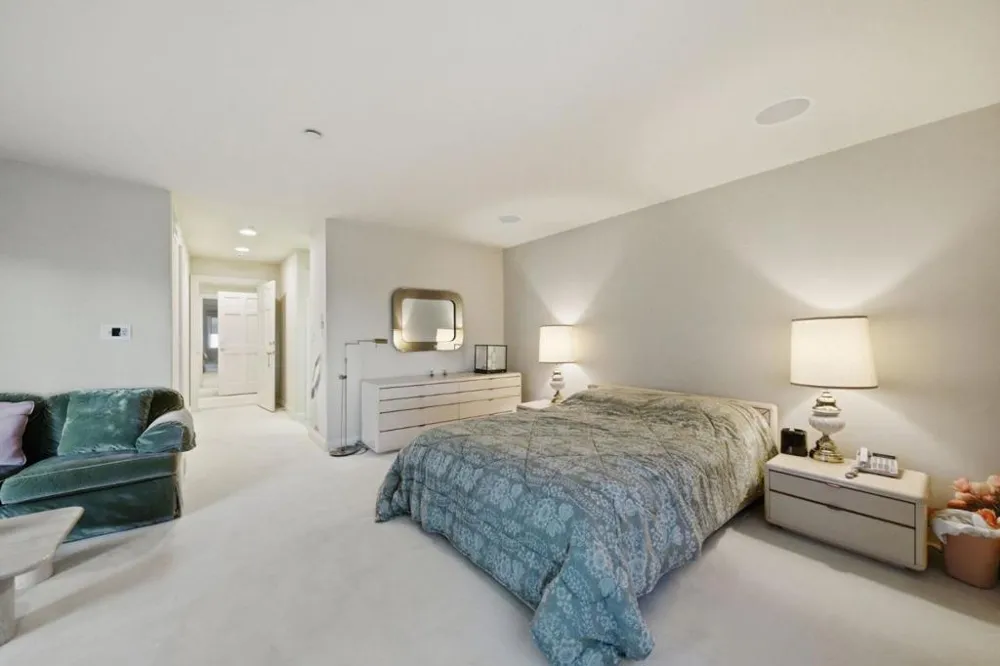 2930 Privet Drive Hillsborough, CA 94010