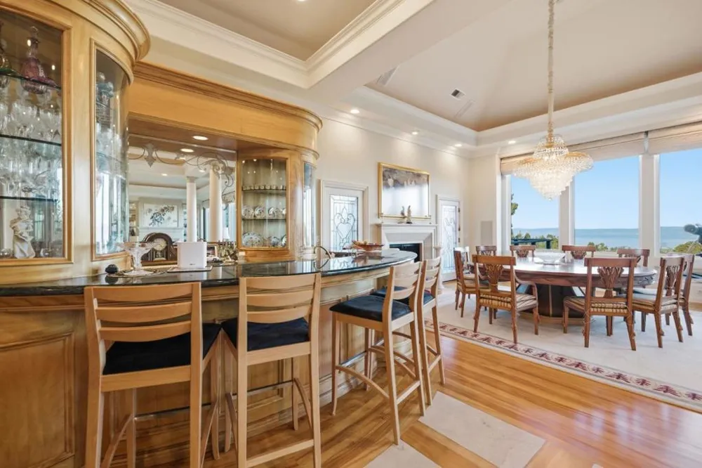 2930 Privet Drive Hillsborough, CA 94010