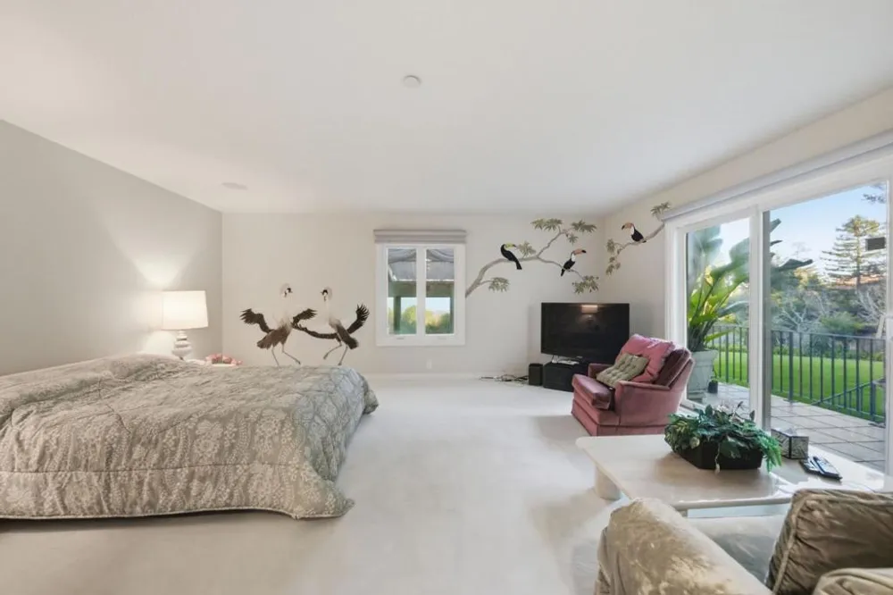 2930 Privet Drive Hillsborough, CA 94010