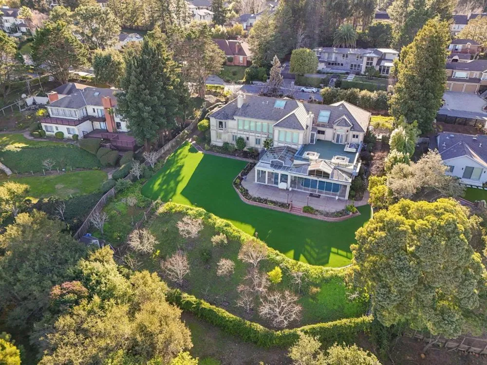 2930 Privet Drive Hillsborough, CA 94010