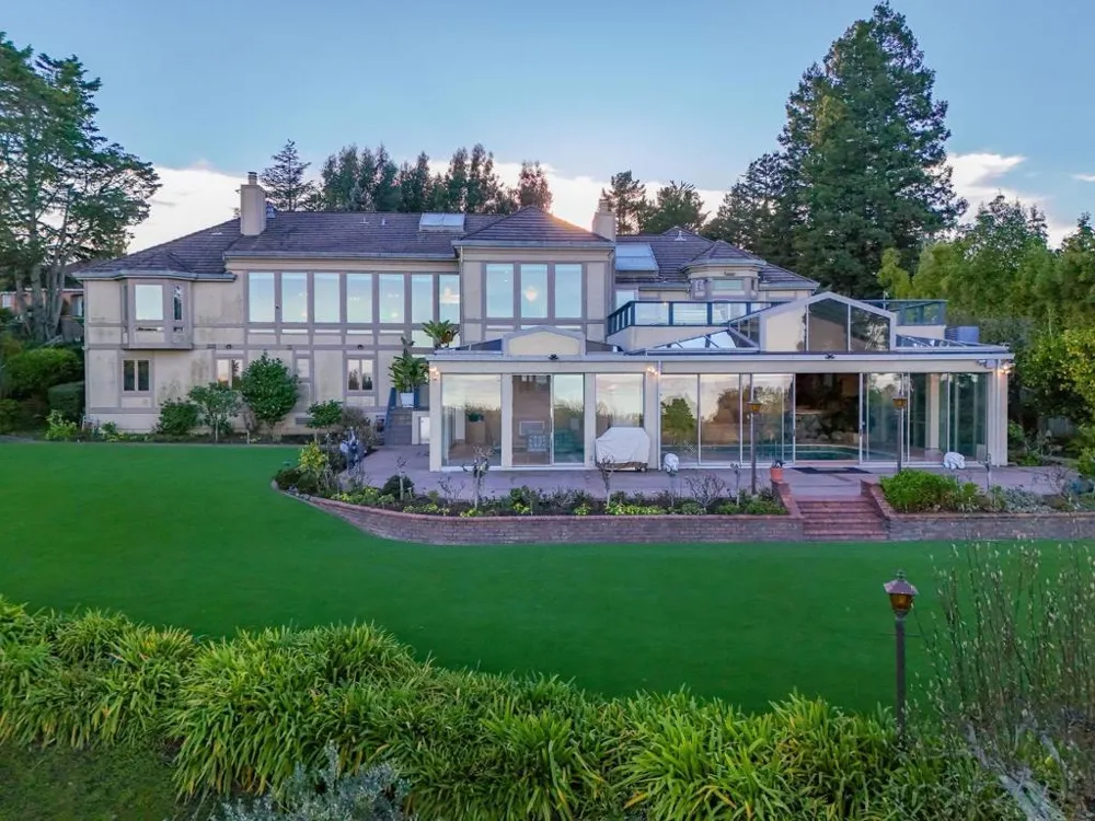 2930 Privet Drive Hillsborough, CA 94010