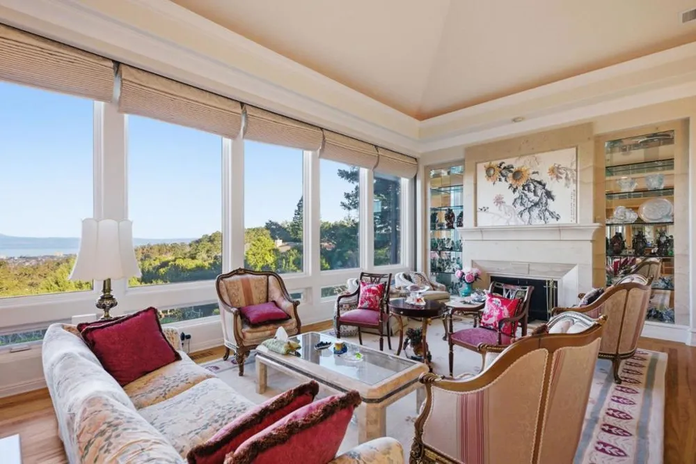 2930 Privet Drive Hillsborough, CA 94010