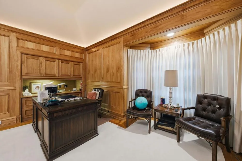 2930 Privet Drive Hillsborough, CA 94010