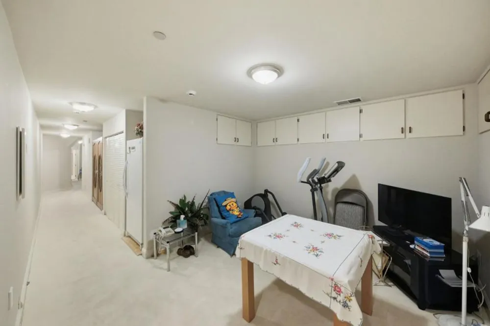 2930 Privet Drive Hillsborough, CA 94010