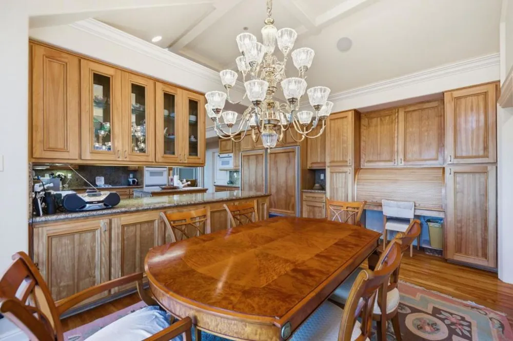 2930 Privet Drive Hillsborough, CA 94010
