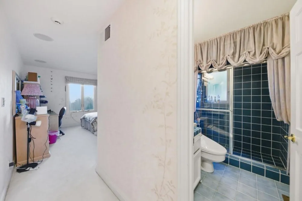 2930 Privet Drive Hillsborough, CA 94010