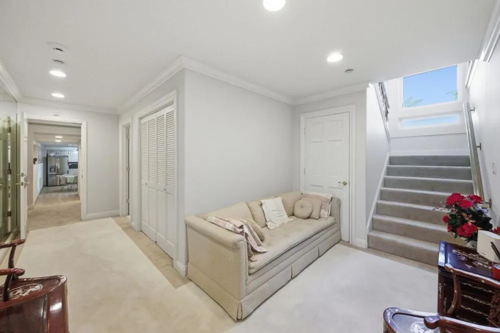 2930 Privet Drive Hillsborough, CA 94010