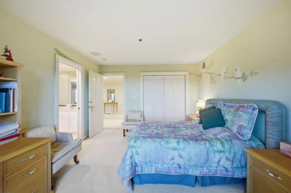 2930 Privet Drive Hillsborough, CA 94010