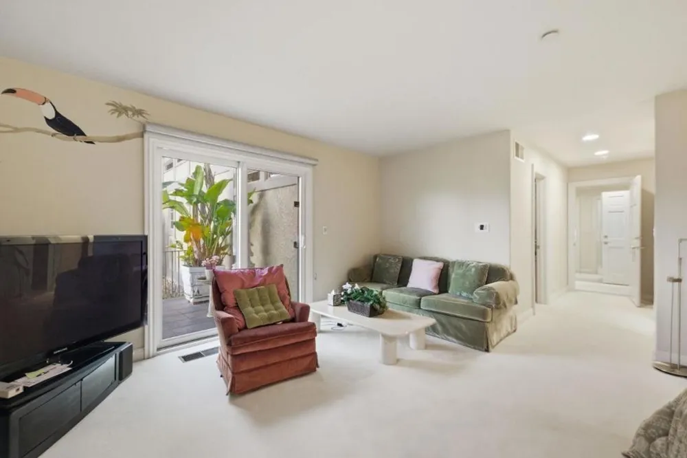 2930 Privet Drive Hillsborough, CA 94010