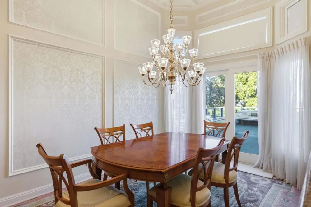 2930 Privet Drive Hillsborough, CA 94010