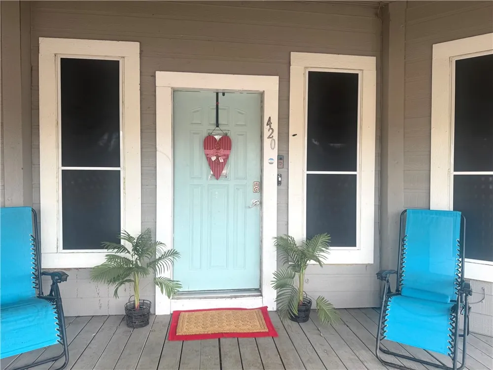 420 E 4th Street Alice, TX 78332