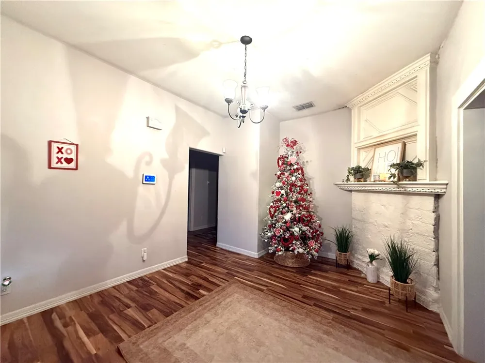 420 E 4th Street Alice, TX 78332