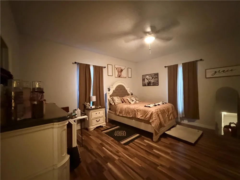 420 E 4th Street Alice, TX 78332