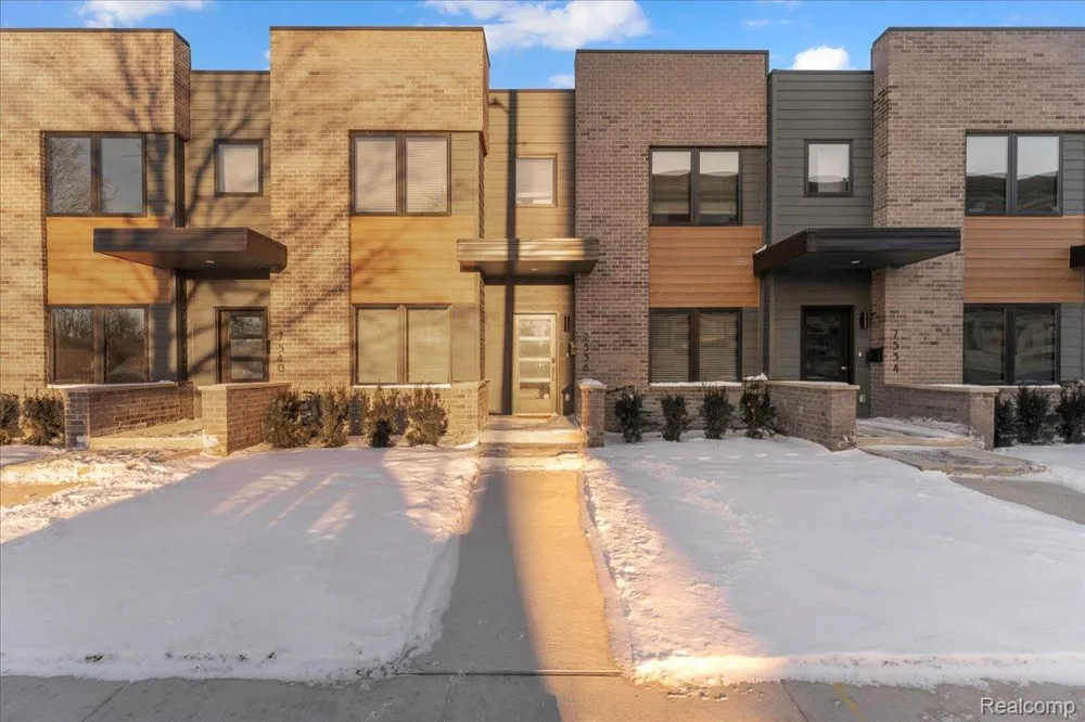 7536 Churchill Street