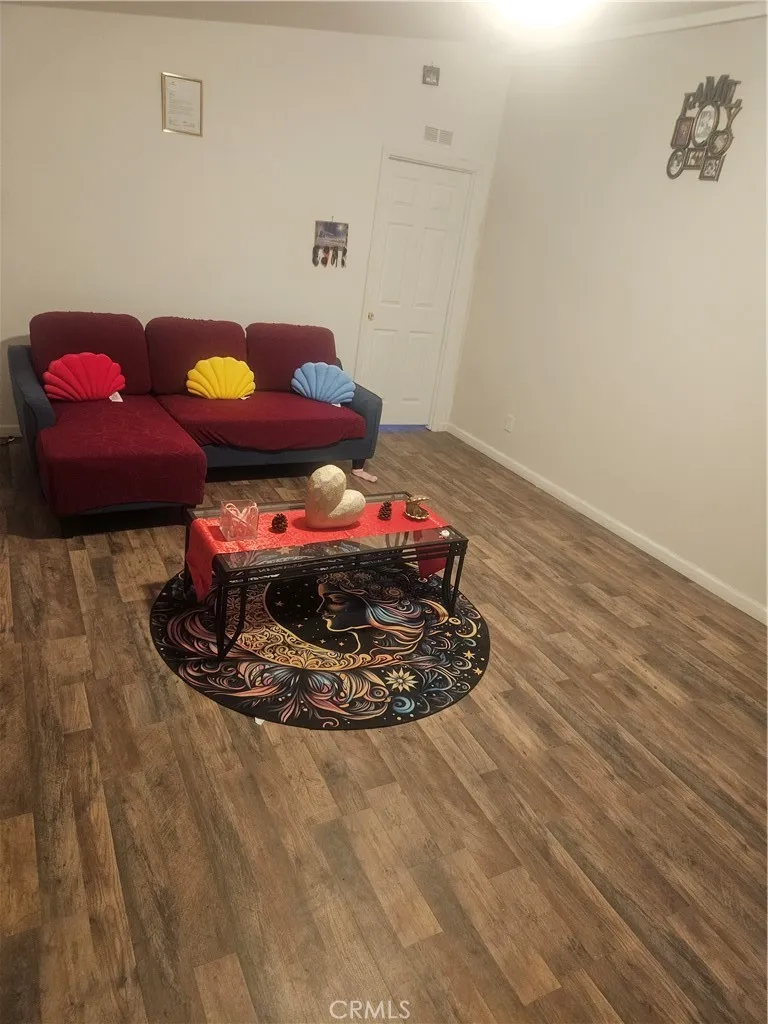 6825 Rea California City, CA 93505