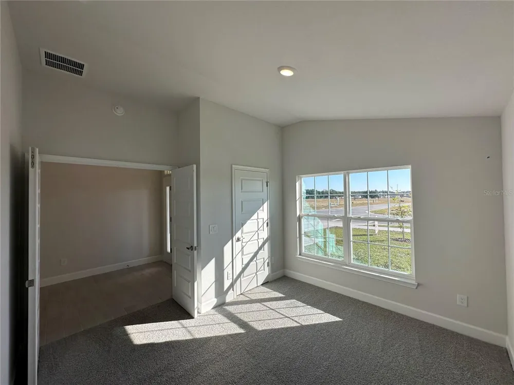 12606 NE 48TH STREET Oxford, FL 34484