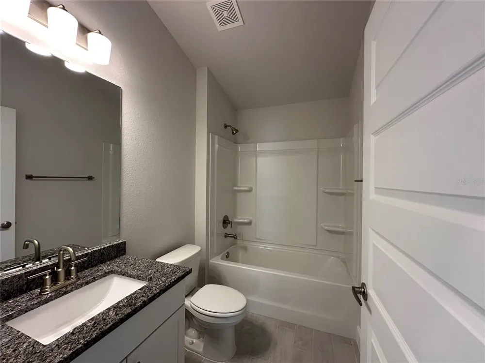 12606 NE 48TH STREET Oxford, FL 34484