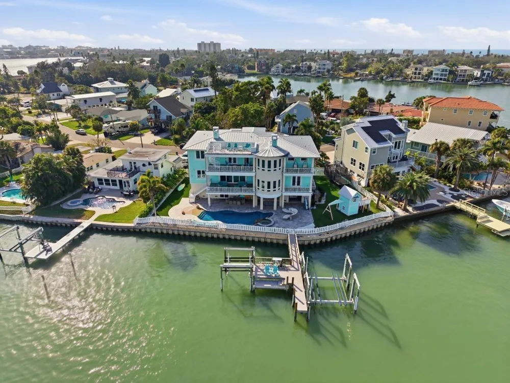 391 12TH AVENUE Indian Rocks Beach, FL 33785