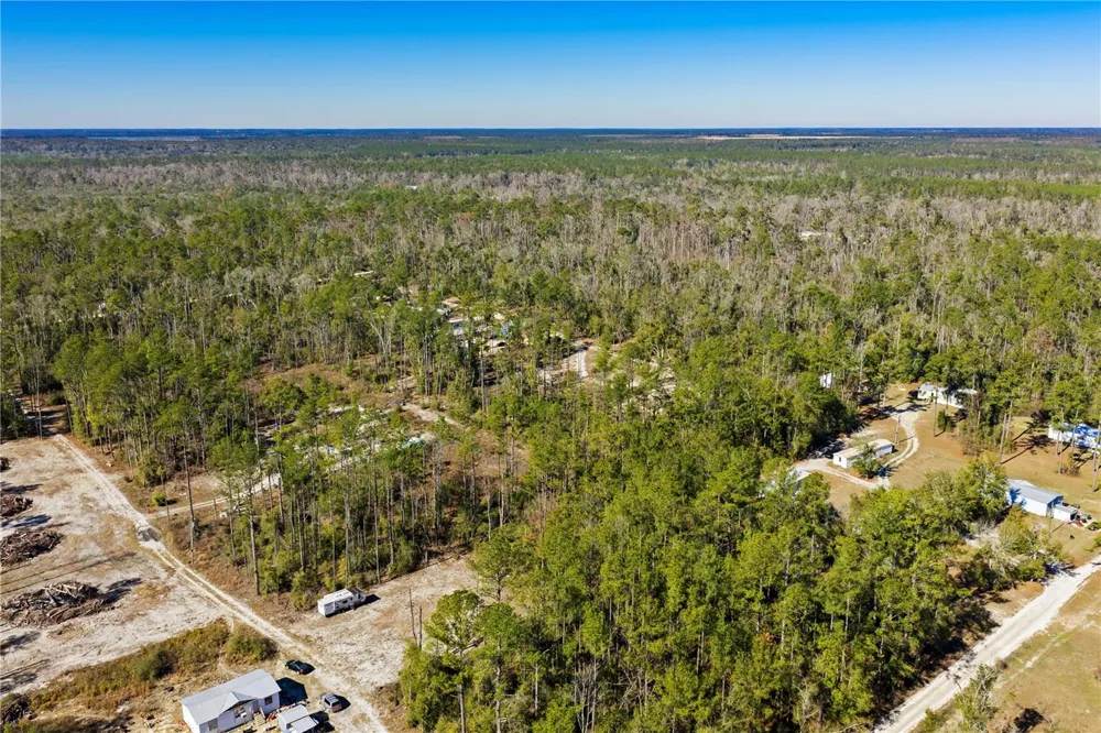 12TH TERRACE Live Oak, FL 32060