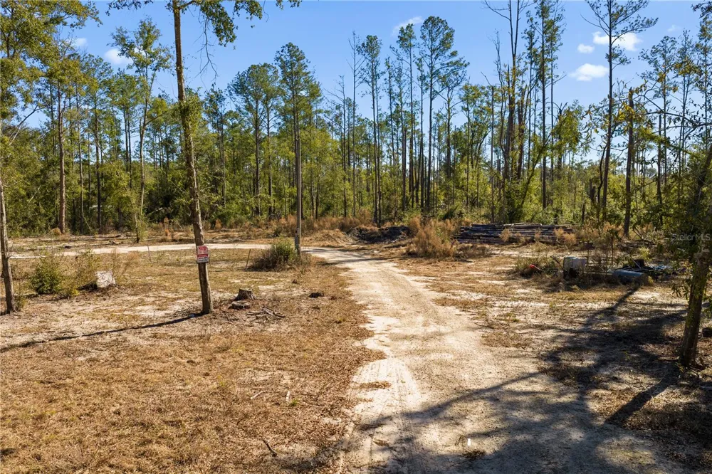 12TH TERRACE Live Oak, FL 32060