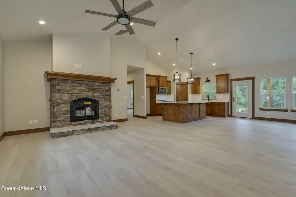 L1B8 Eclipse Road Rathdrum, ID 83858