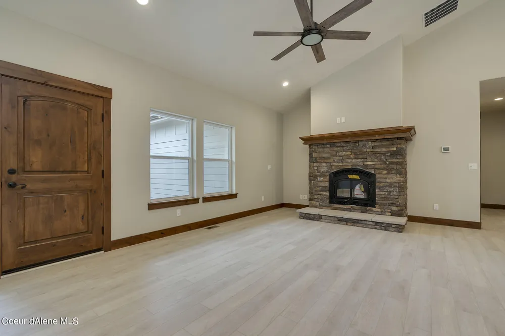 L1B8 Eclipse Road Rathdrum, ID 83858