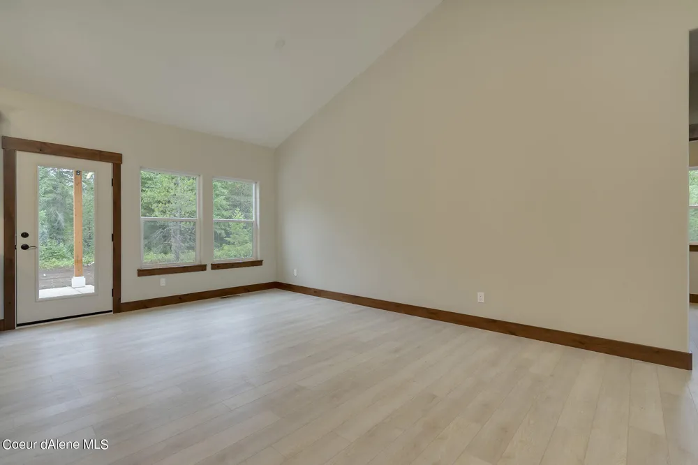 L1B8 Eclipse Road Rathdrum, ID 83858