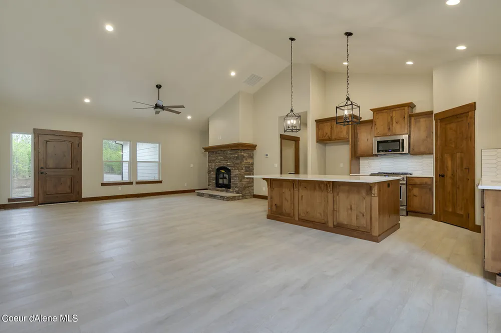 L1B8 Eclipse Road Rathdrum, ID 83858