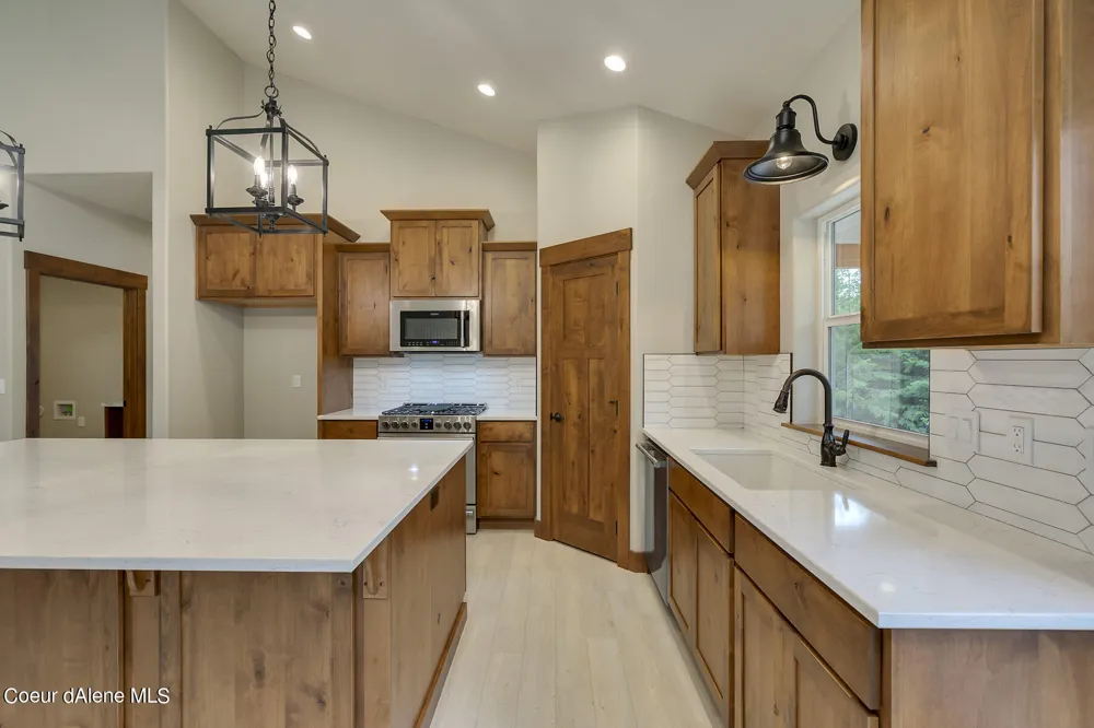 L1B8 Eclipse Road Rathdrum, ID 83858
